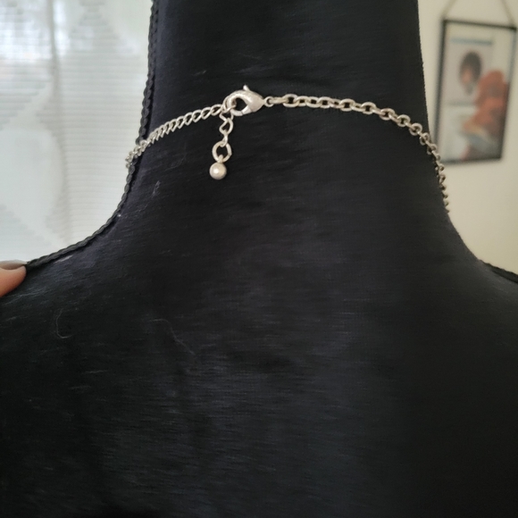 Necklace - Picture 2 of 2